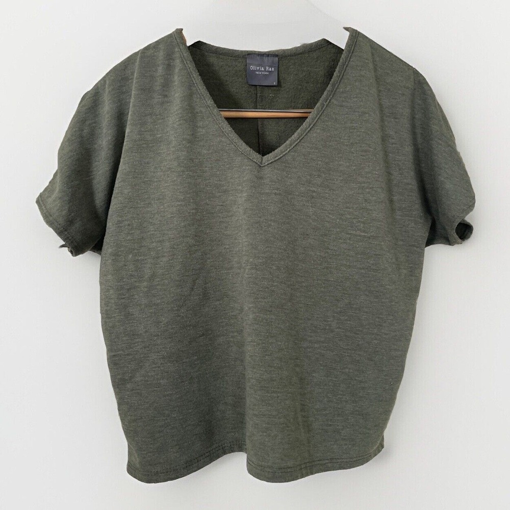 Olivia Rae Sage Green Comfort Casual Top V-neck SMALL Crop Juniors Women